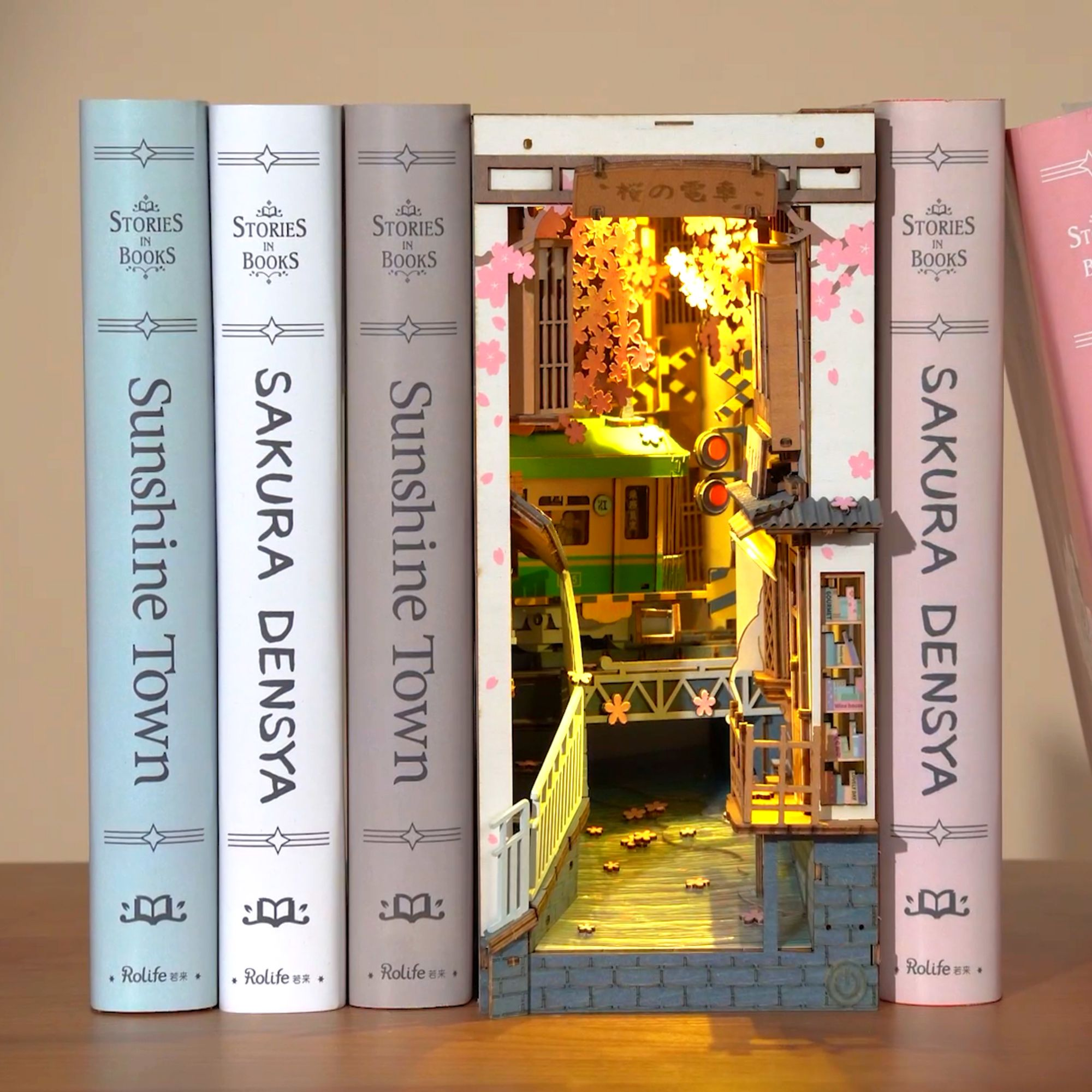 DIY Miniature Bookend: Sakura Tram - Image 7