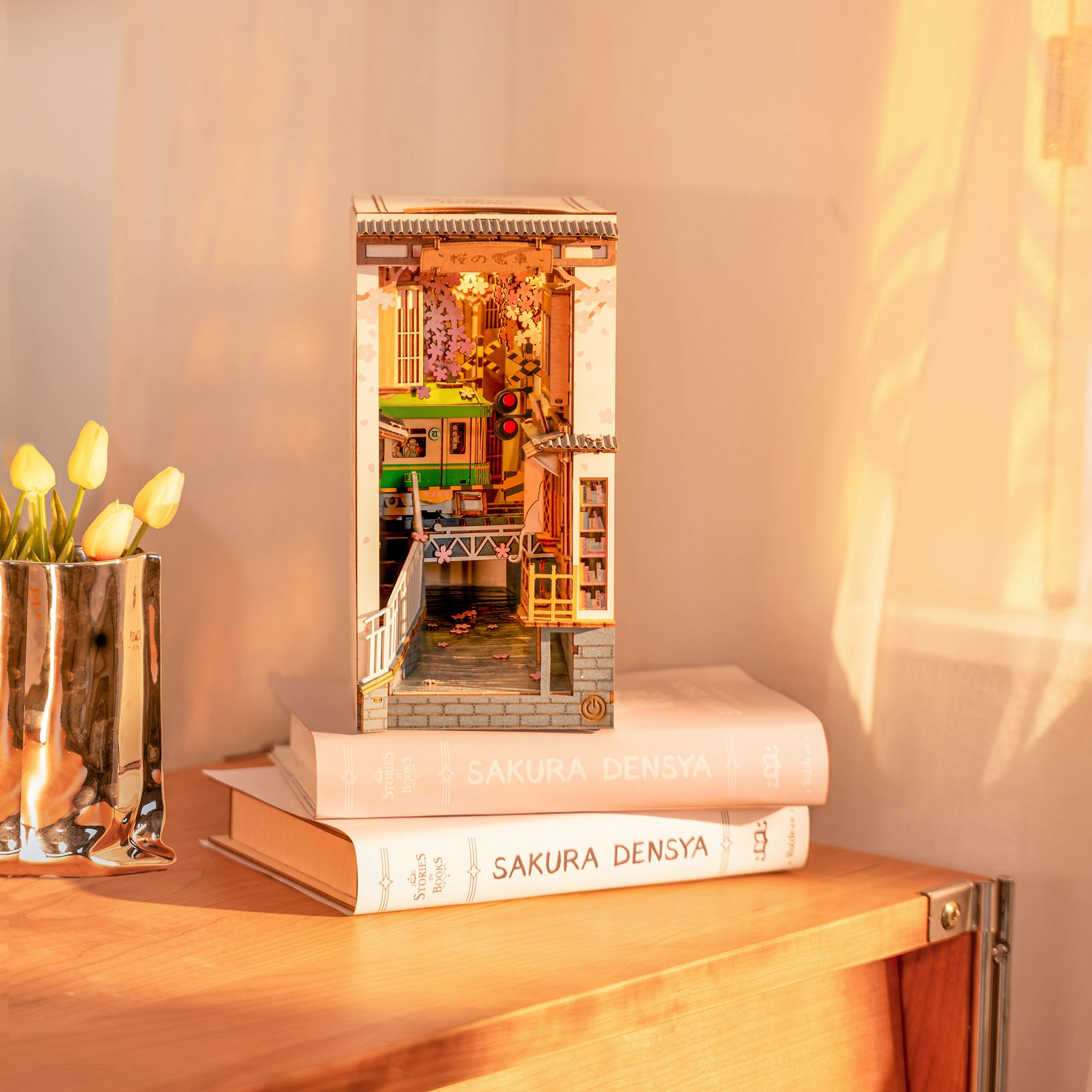 DIY Miniature Bookend: Sakura Tram - Image 3