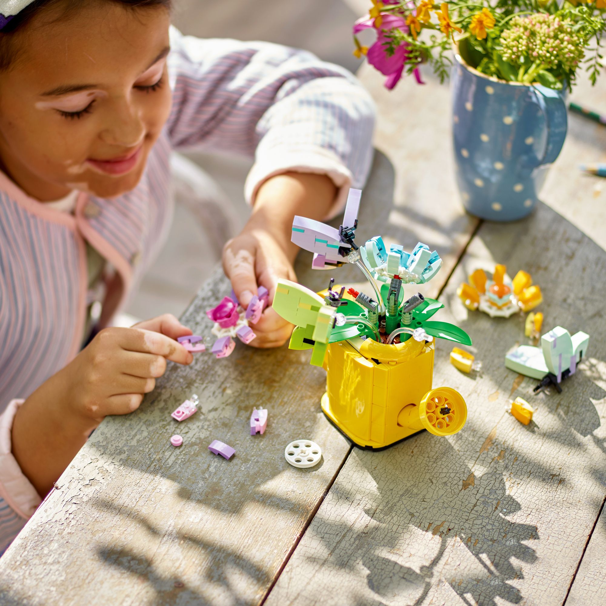 LEGO Creator Flowers in Watering Can 31149 - Image 3