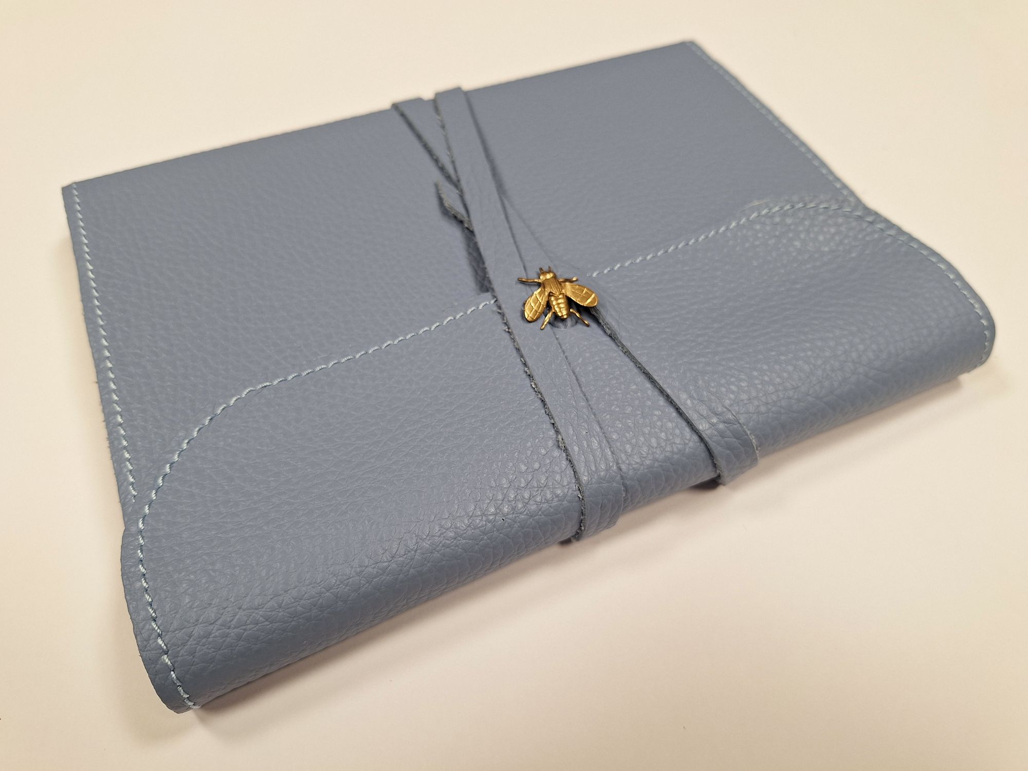 Alternative view of 6x8 Avio Leather Journal with lace and Brass Bee ornament and IVORY edges
