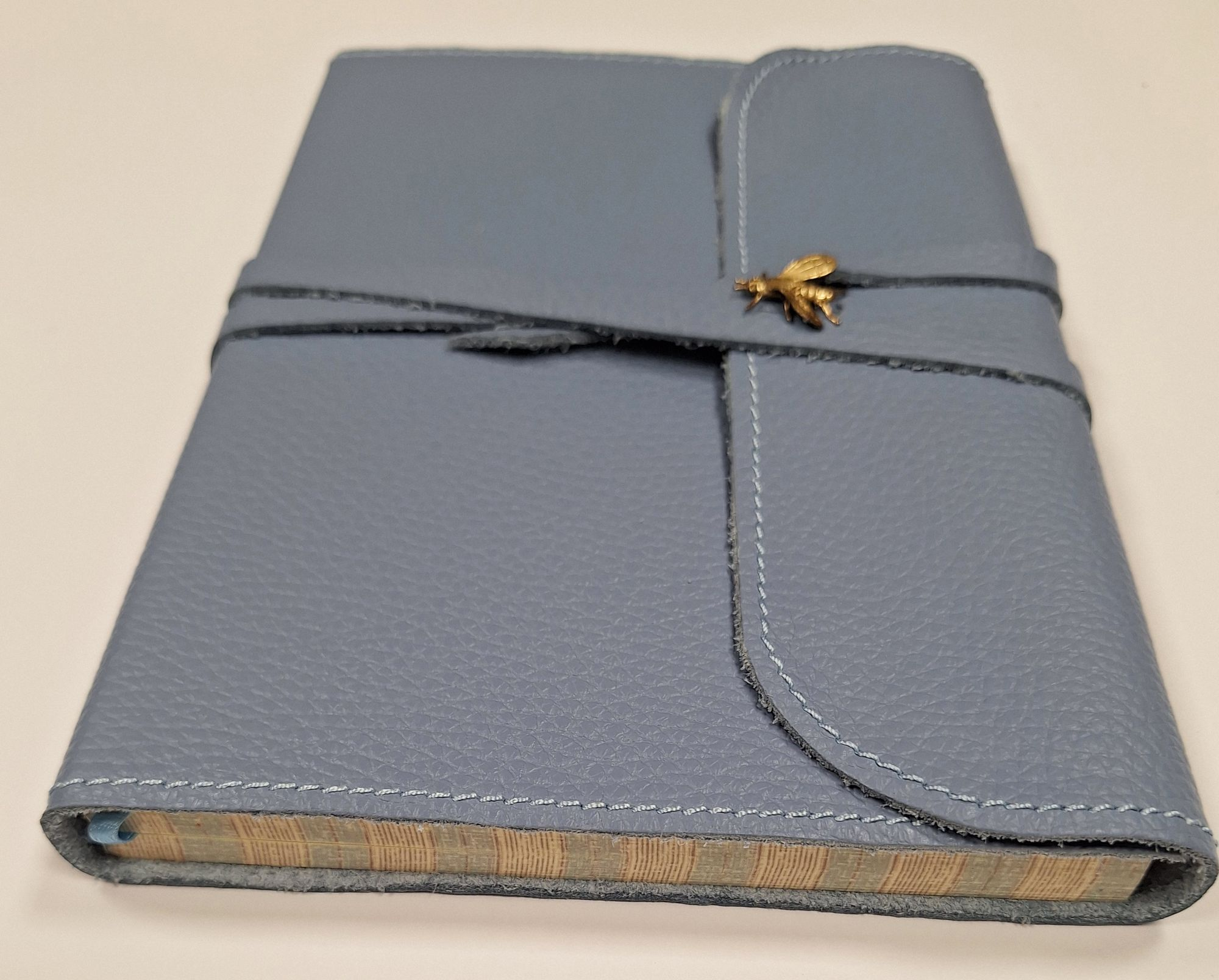 6x8 Avio Leather Journal with lace and Brass Bee ornament and IVORY edges - Image 3
