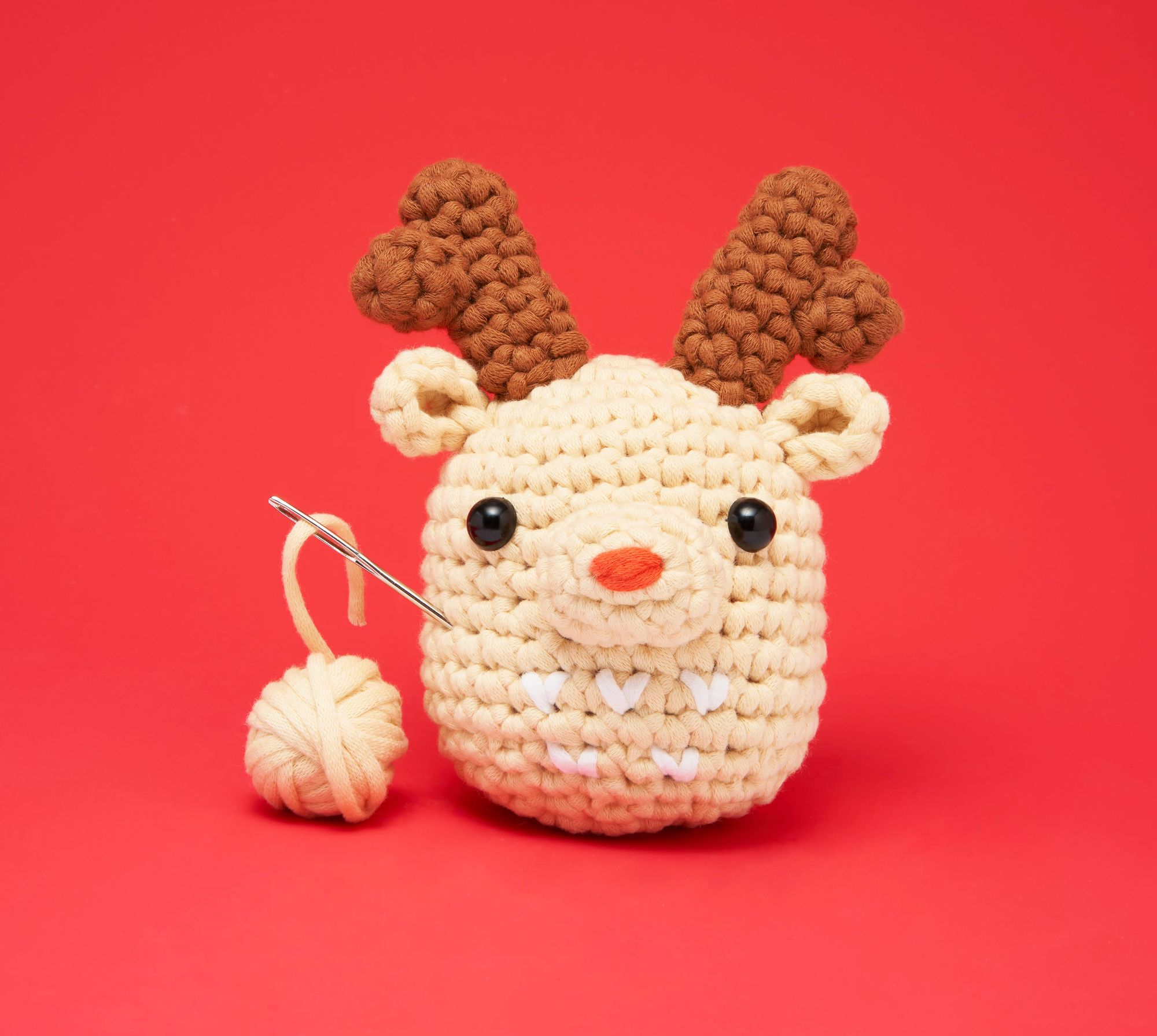 Alternative view of Ralph the Reindeer, The Woobles Beginner Crochet Kit