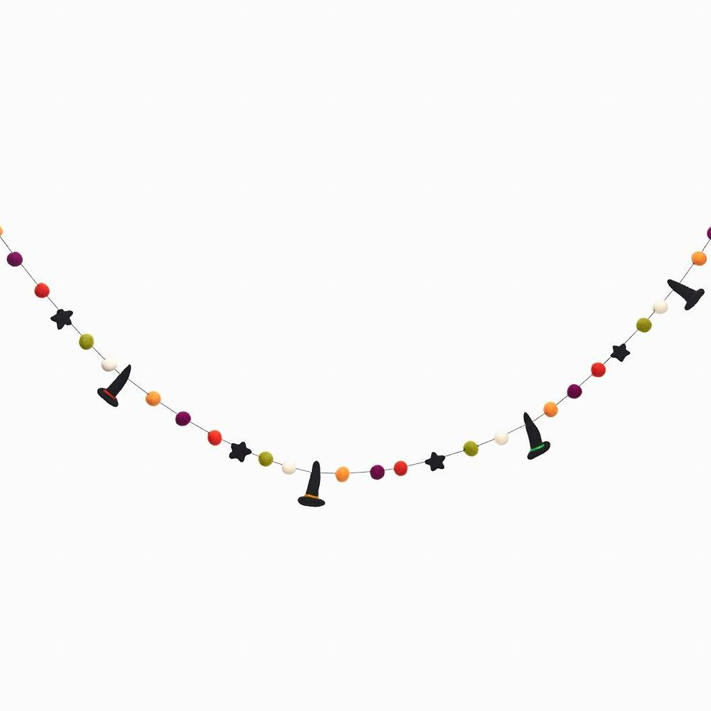 Alternative view of Witch Hat Felt Garland