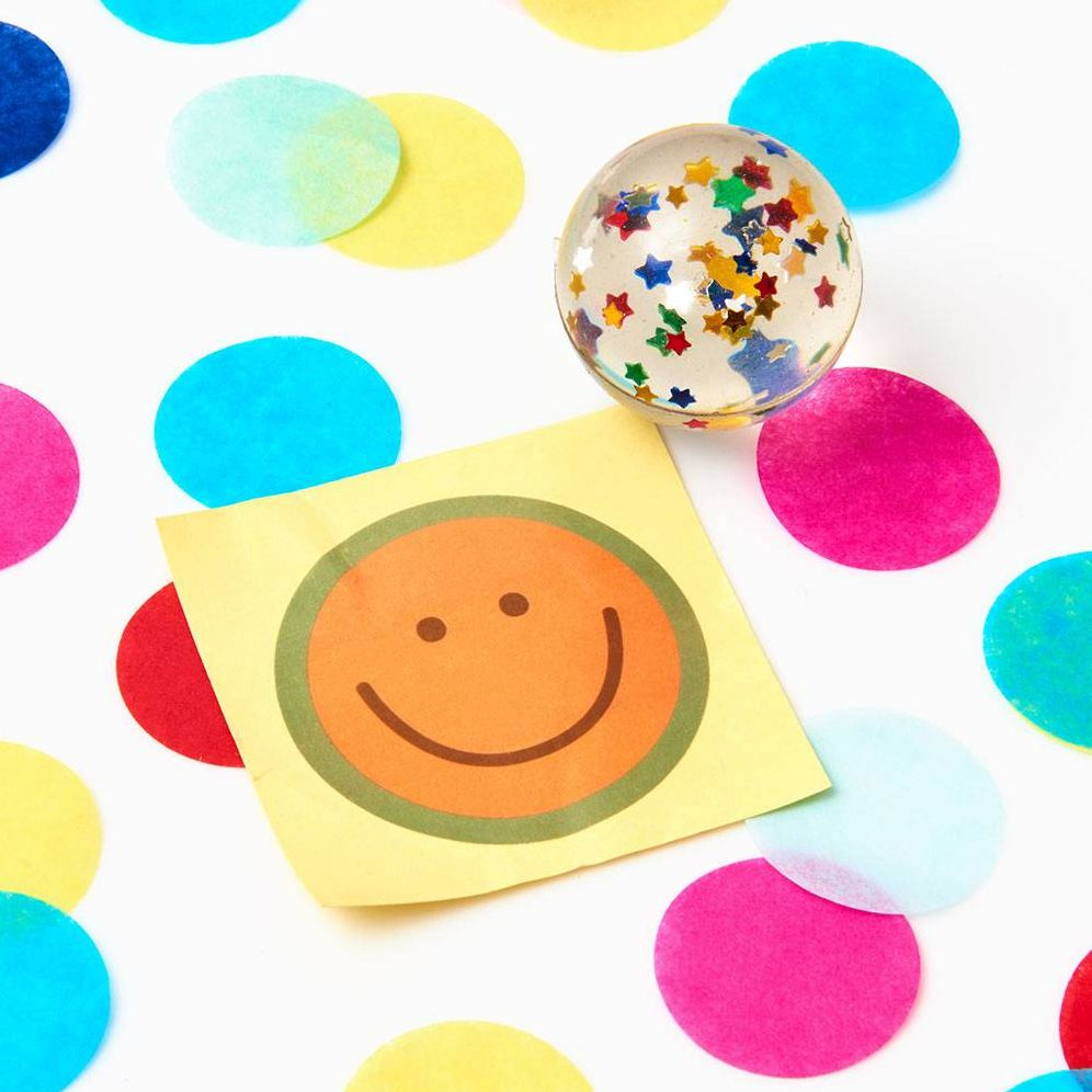 Alternative view of Yay Happy Face Surprise Balls