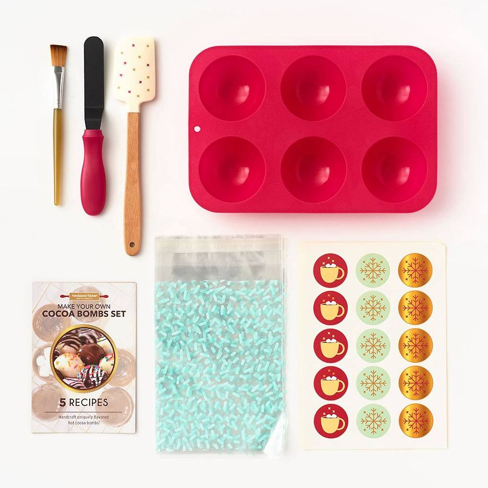 Alternative view of Make Your Own Cocoa Bombs Set