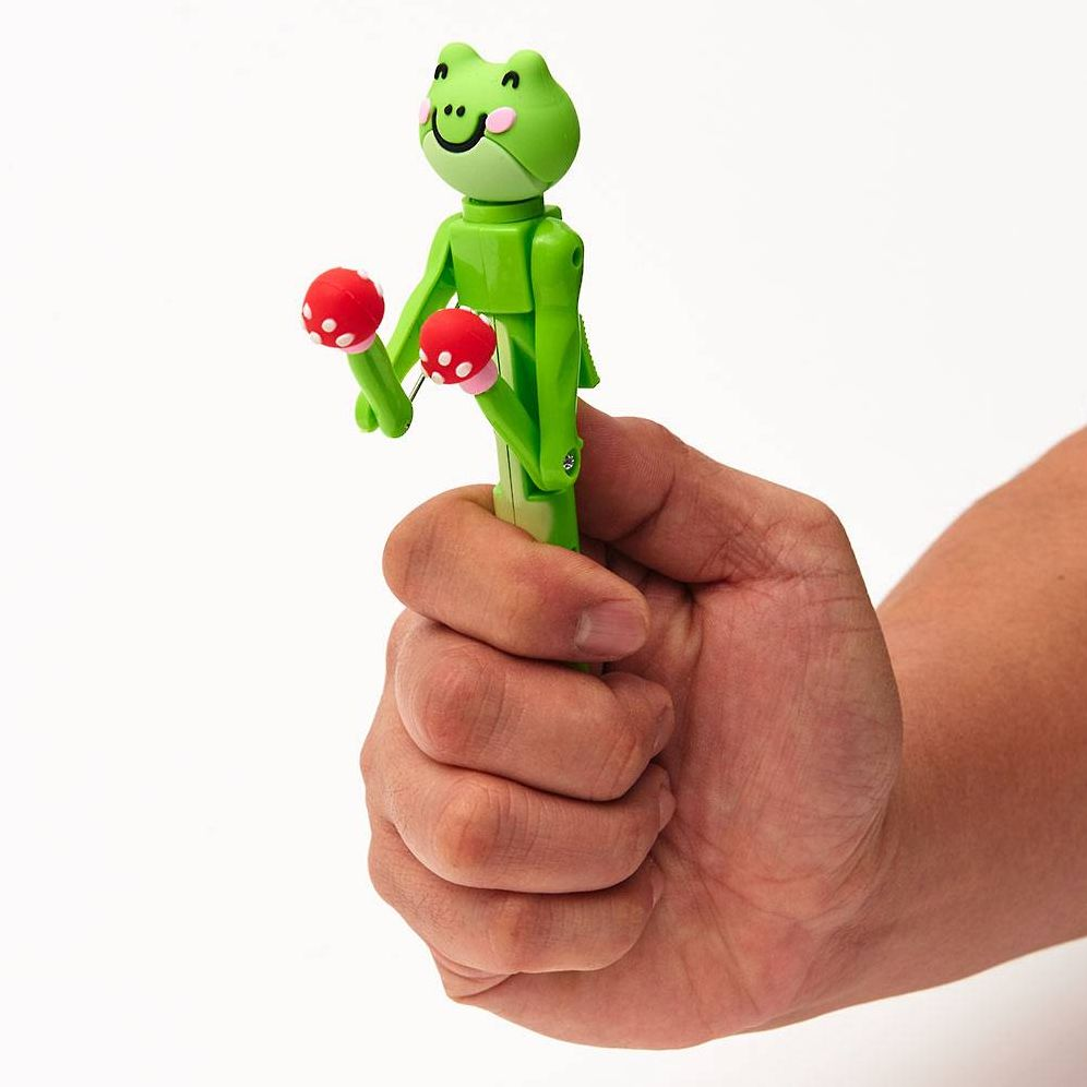 Alternative view of Frog Punching Pen