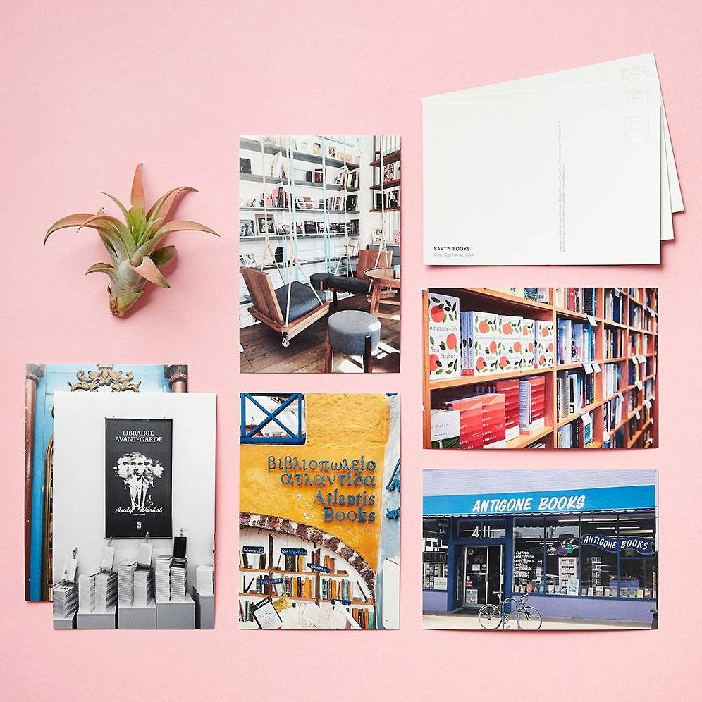 Alternative view of This Is My Bookstore: 100 Postcards of Beautiful Shops around the World