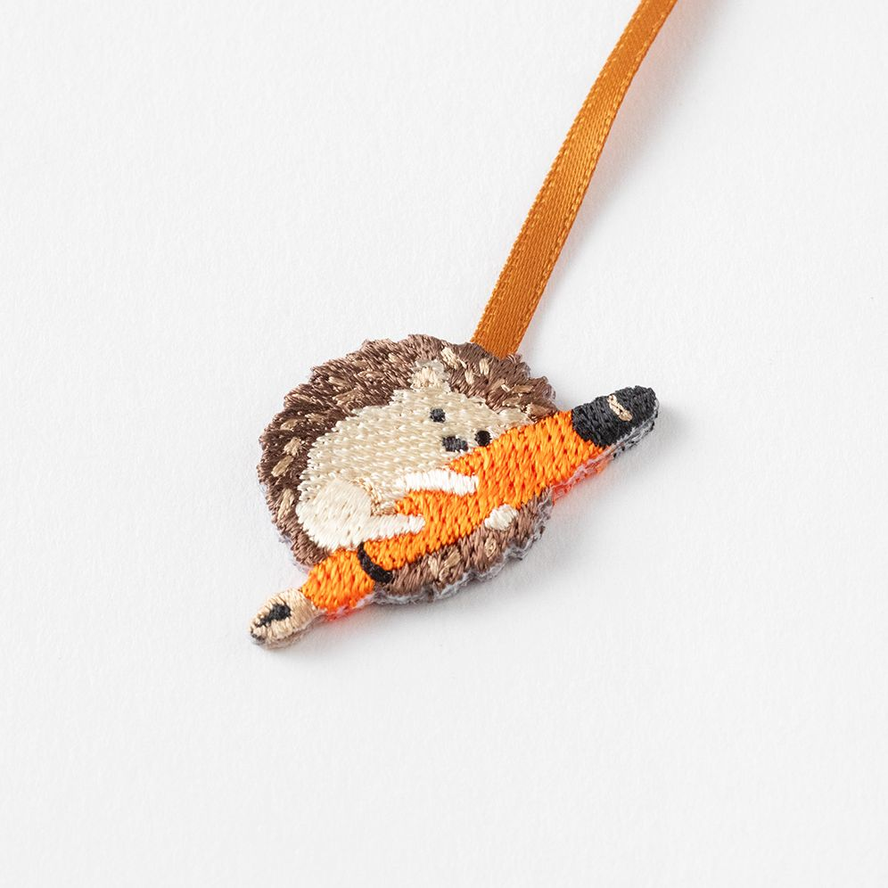 Midori Embroidery Bookmark Clip Squirrel - Image 3