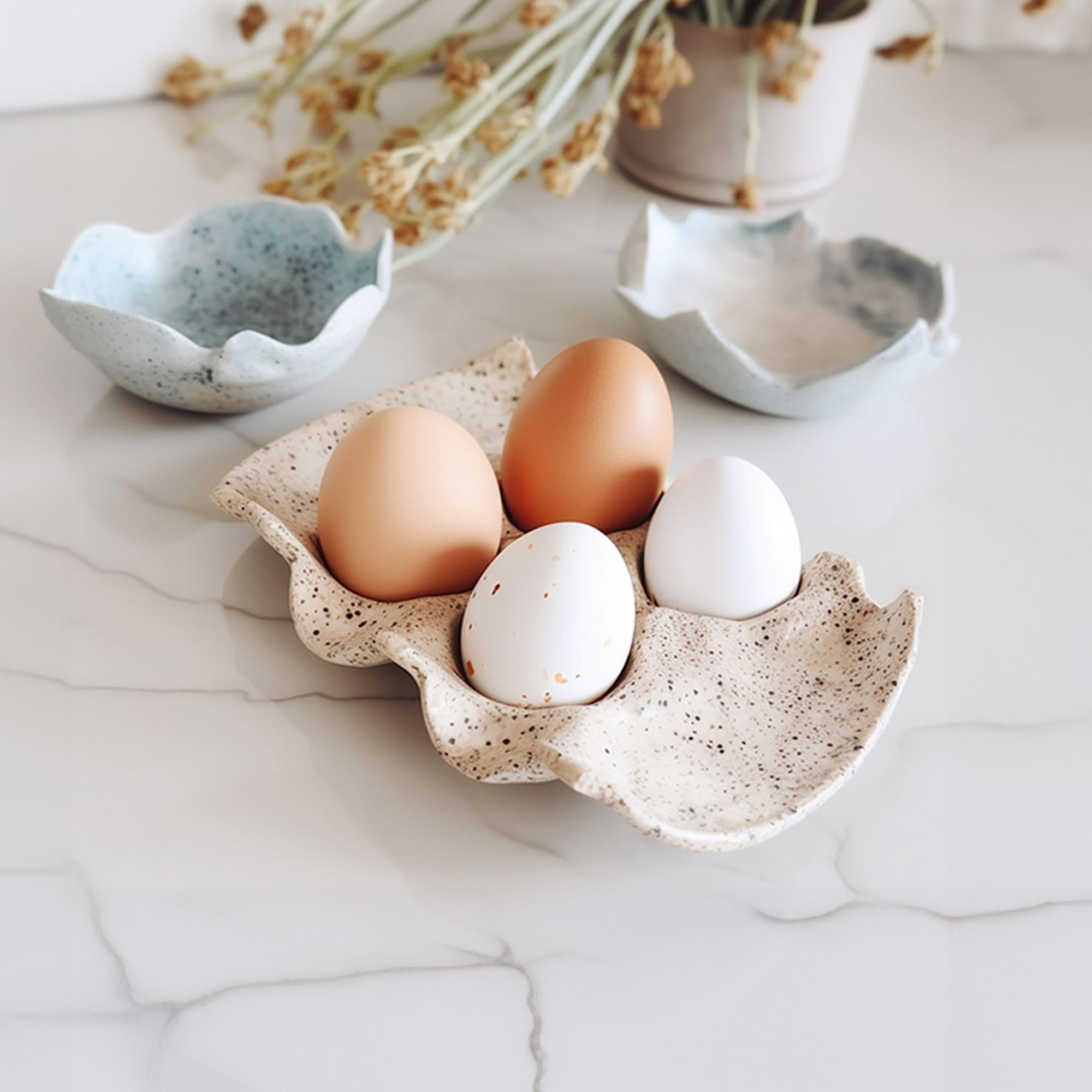 Alternative view of Speckled Foam Egg Tray DIY Kit