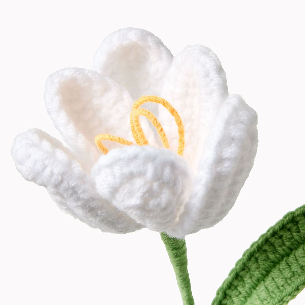 Alternative view of White Tulip Crochet Flower