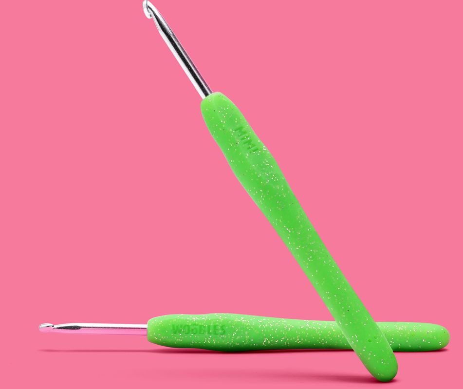 Alternative view of Mimi the Snail Learn to Crochet kit