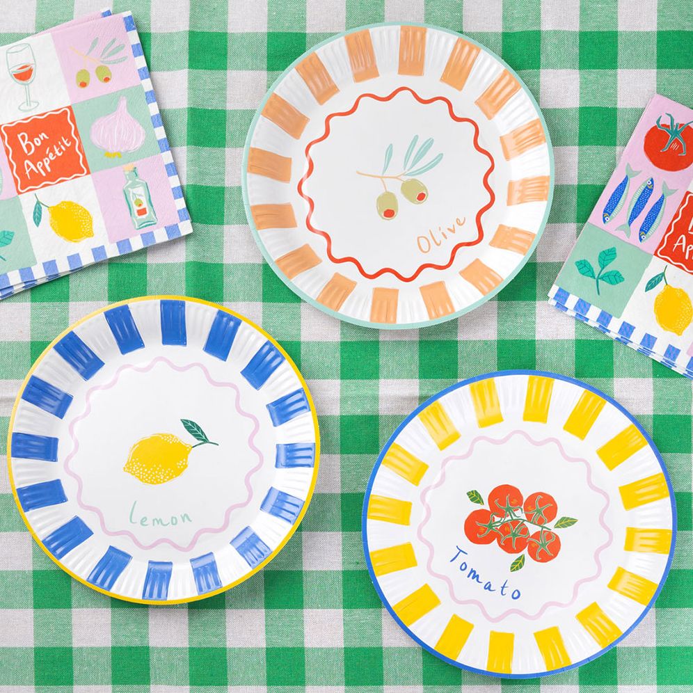 Alternative view of Bon Appetit Paper Plates