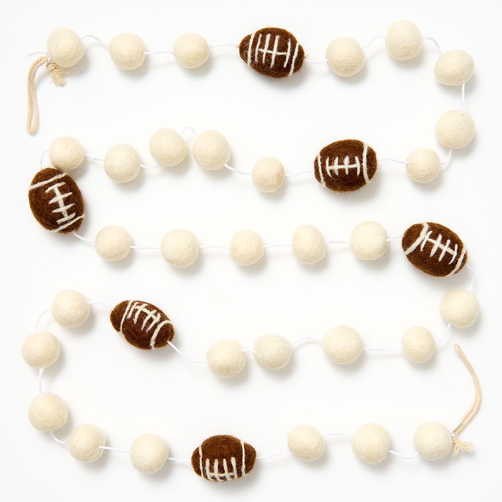 Alternative view of Football Felt Garland