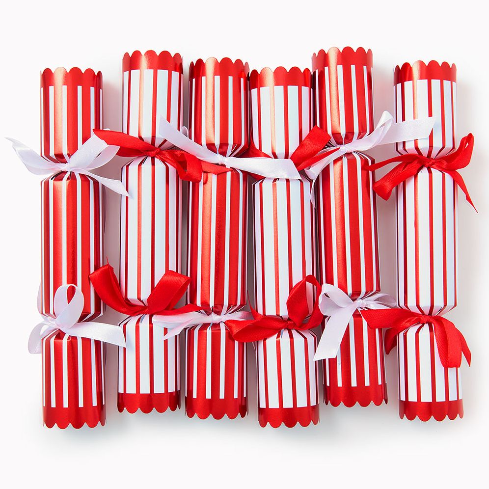 Alternative view of Bow Surprise Crackers