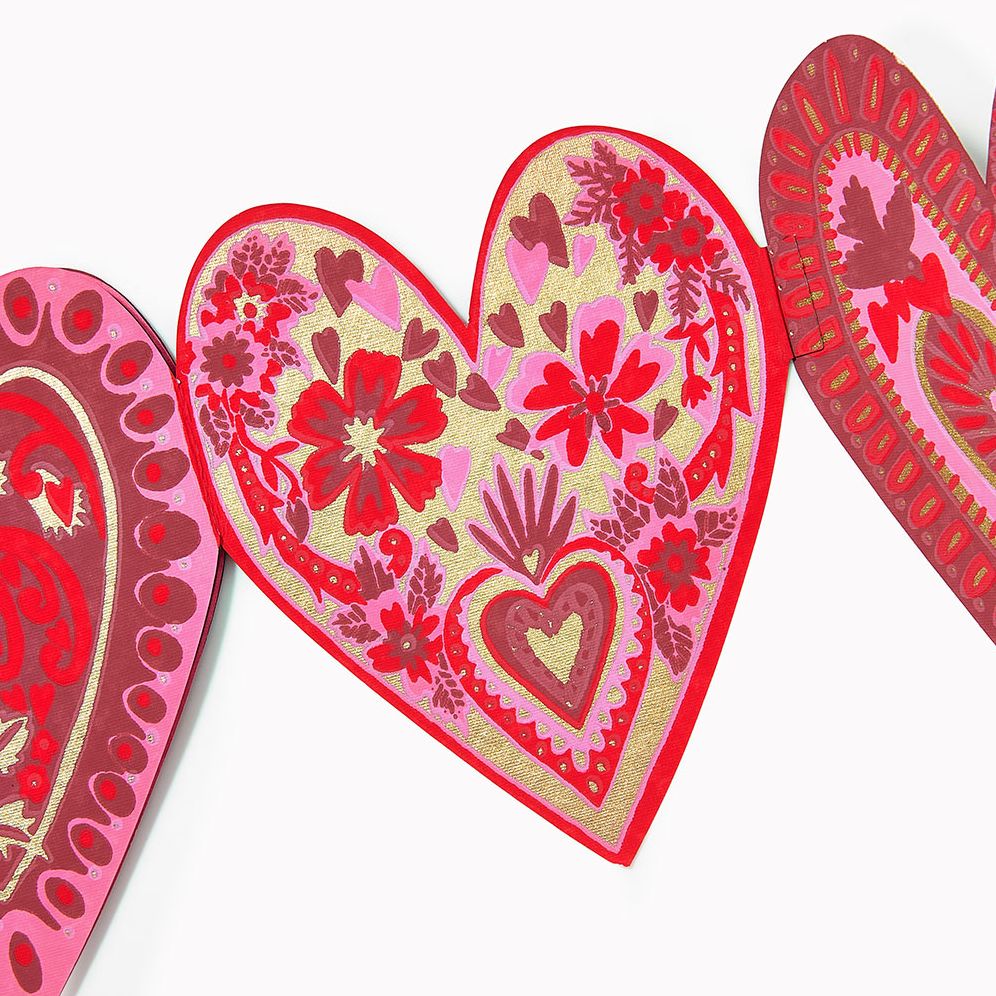 Alternative view of Vintage Hearts Paper Banner